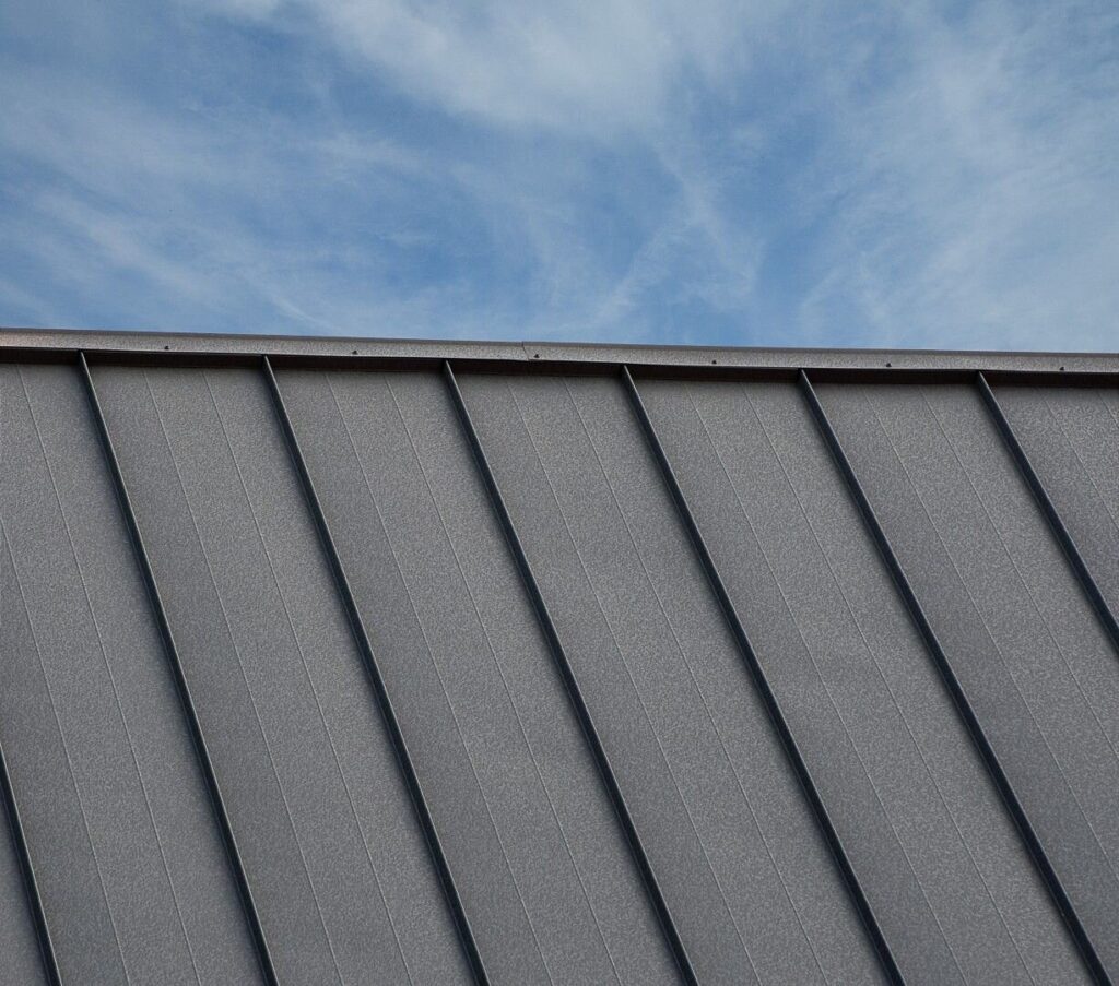 A cserepeslemez hátrányai, előnyei és egyéb tudnivalói